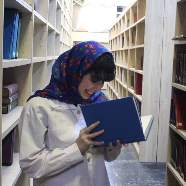 نارین فرخنده‌مهر